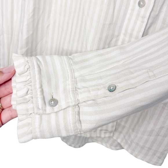 Faherty | Button Down Linen Blend - Picture 6 of 9